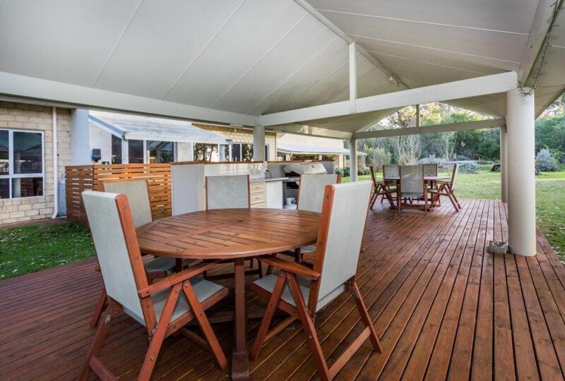 Inn The Tuarts Guest Lodge Busselton Accommodation - Adults Only Exterior foto
